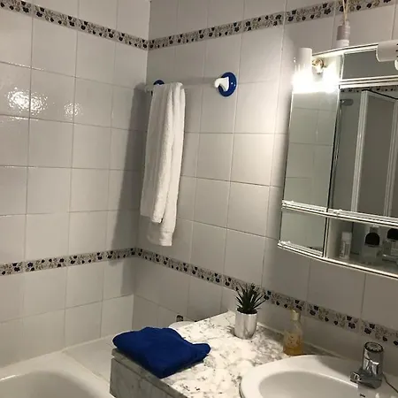Apartment Superbe En Avec Piscine. *